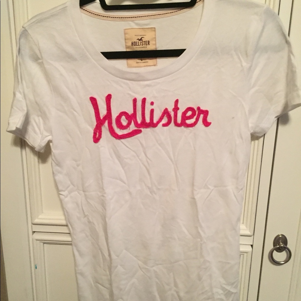 Hollister Tshirt - Size L
